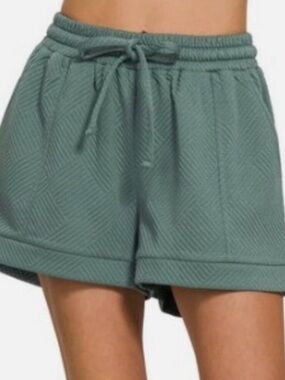 Zenana Textured Knit Jacquard Drawstring Shorts - Sage - Sz M. NWOT